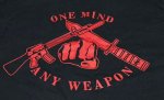 画像2: 海兵隊実物　USMC ONE MIND ANY WEAPON　Tシャツ　MEDIUM (2)