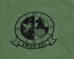 画像4: 米軍放出品　VMGR-252　TEAM OTIS　Tシャツ　SMALL (4)