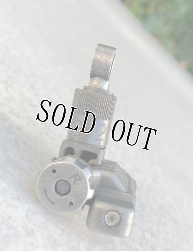 画像2: 海兵隊実物 Micro Rear Sight Assembly 600 METER  USMC マイクロ フリップアップ リアサイト (2)