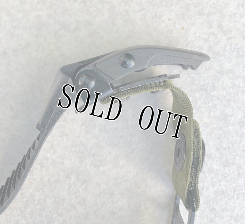 画像4: 米軍放出品 ナイトビジョン マウントストラップ (4)