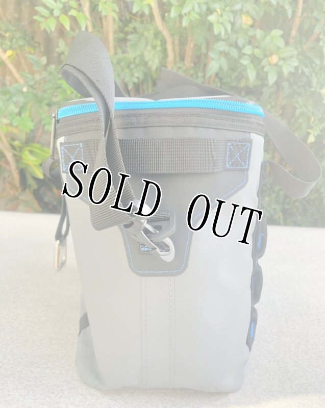 画像2: 米軍放出品 SINGLE MARINE PROGRAM クーラーバック  (2)