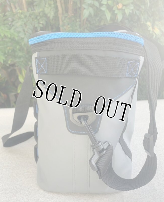 画像4: 米軍放出品 SINGLE MARINE PROGRAM クーラーバック  (4)