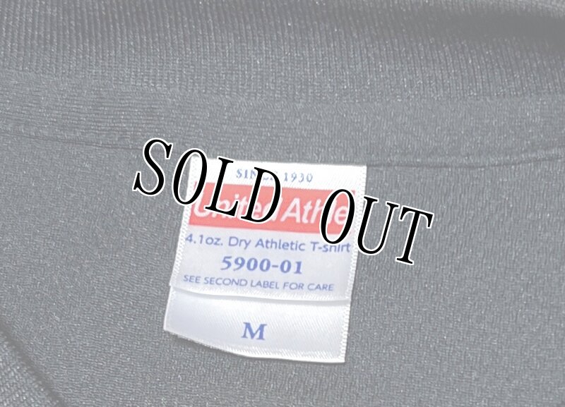 画像4: 米軍放出品　SINGLE MARINE　OKINAWA JAPAN　Tシャツ　MEDIUM (4)