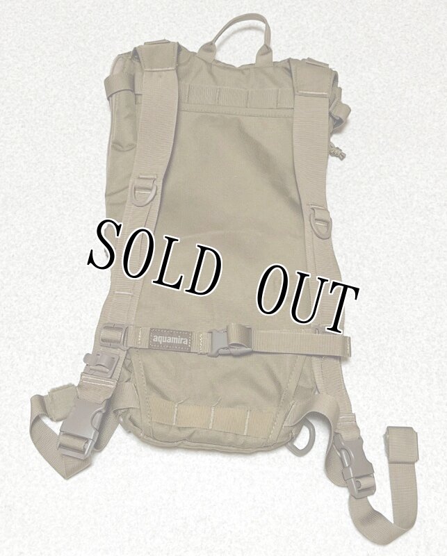 画像4: 米軍放出品 Aquamira Tactical Rigger Pressurized バッグのみ コヨーテ (4)