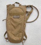 画像1: 米軍放出品　キャメルバック　100OZ(3リットル) (1)