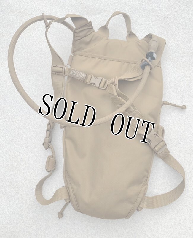 画像2: 米軍放出品 キャメルバック 100OZ(3リットル) (2)