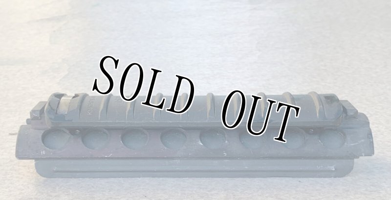 画像3: 米軍実物 KNIGHTS ARMAMENT  Lower Rail Clamp (3)