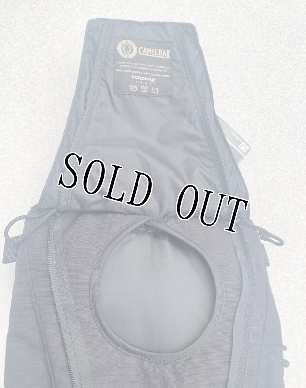 画像4: 米軍放出品 CAMELBAK キャメルバック   ハイドレーションバッグ AMBUSH（アンブッシュ）  (4)