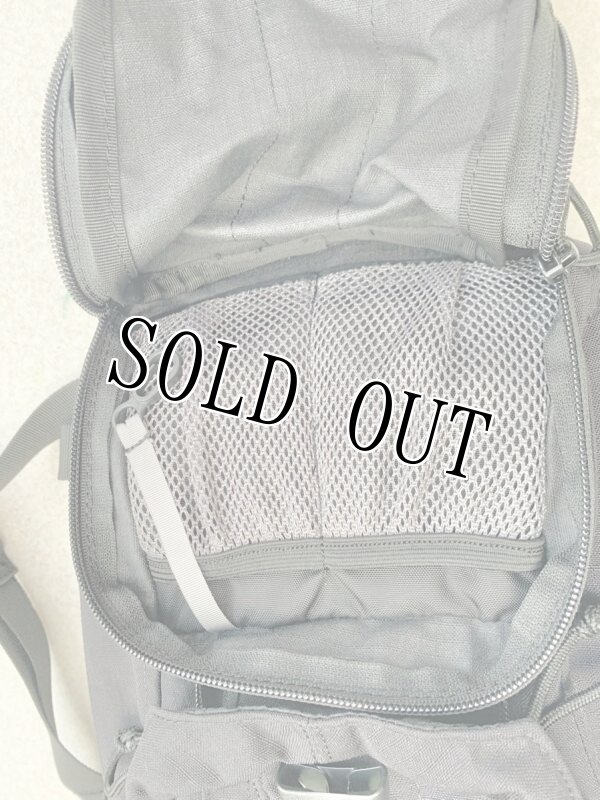 画像8: 米軍放出品 CAMELBAK キャメルバック   ハイドレーションバッグ AMBUSH（アンブッシュ）  (8)