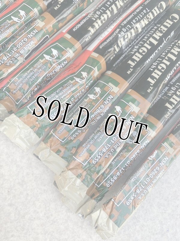 画像12: 米軍実物 CYALUME CHEMLIGHT サイリューム ライトスティック RED 12HR 8本 (12)