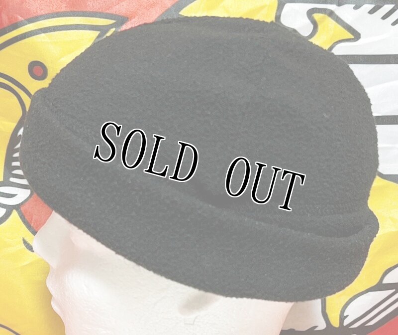 画像2: 米軍実物 MARINES フリースキャップ ブラック (2)