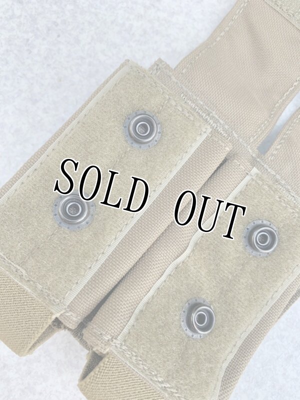 画像4: 米海軍放出品 LBT 9033B 40mm ダブル グレネードポーチ コヨーテ SEAL 特殊部隊 (4)