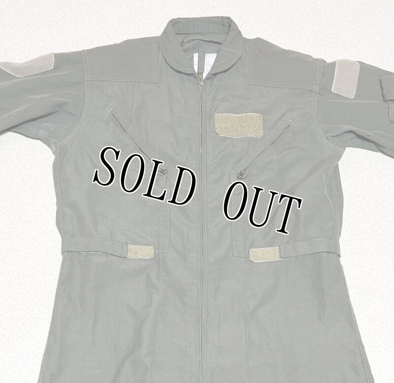 画像2: 米軍実物 CWU27/P フライトスーツ 42R   (2)