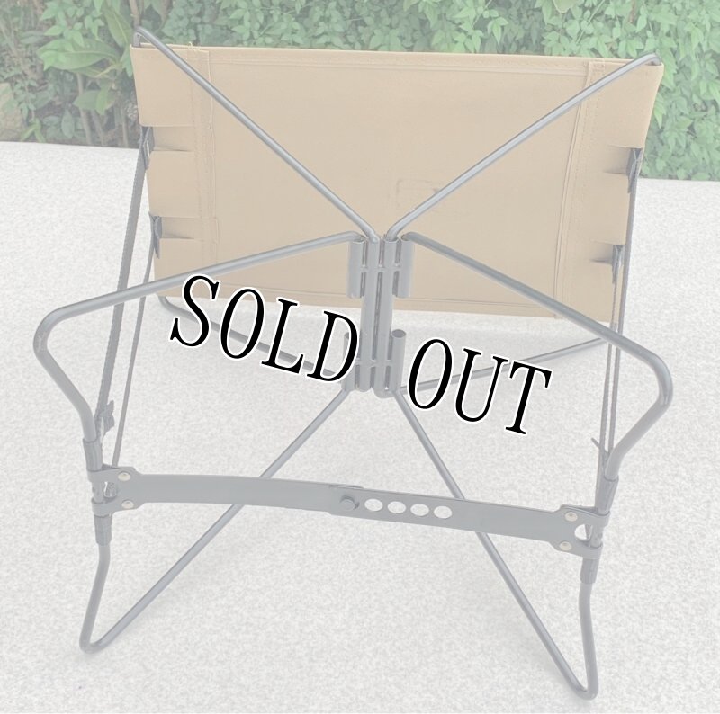 画像2: 海兵隊実物 官給品 フォールディングス チェアー コヨーテ (2)