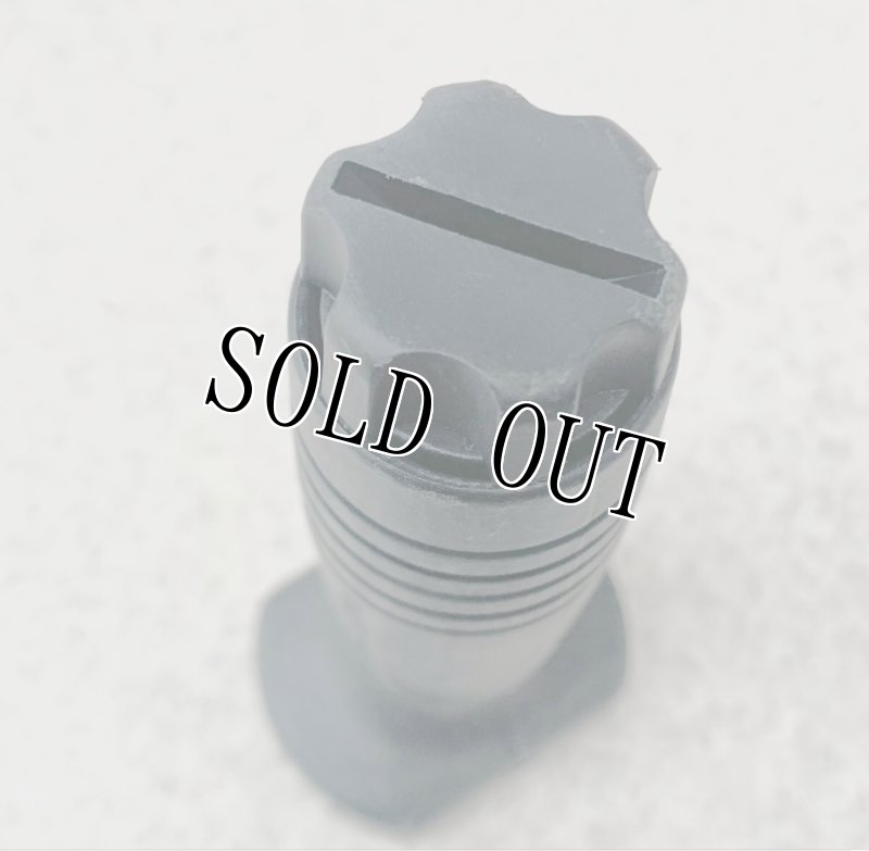 画像11: 米軍実物 KNIGHTS ARMAMENT   ナイツグリップ レールカバー 専用ケースセット (11)