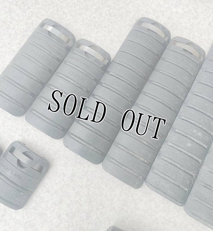 画像3: 米軍実物 KNIGHTS ARMAMENT   ナイツグリップ レールカバー 専用ケースセット (3)