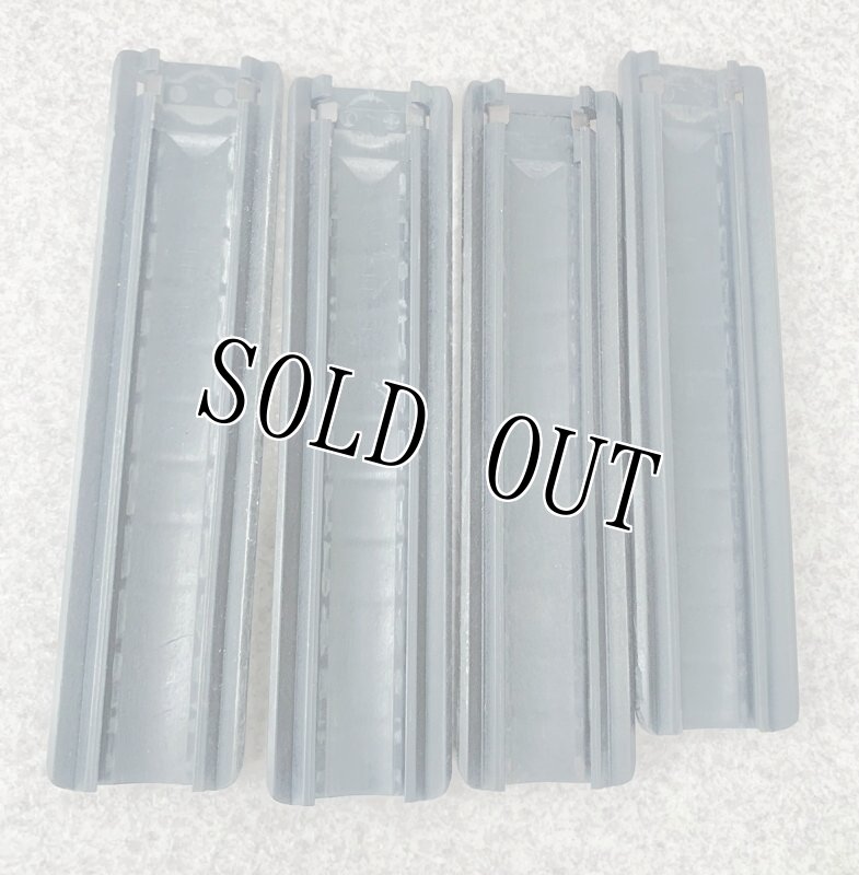 画像5: 米軍実物 KNIGHTS ARMAMENT   ナイツグリップ レールカバー 専用ケースセット (5)