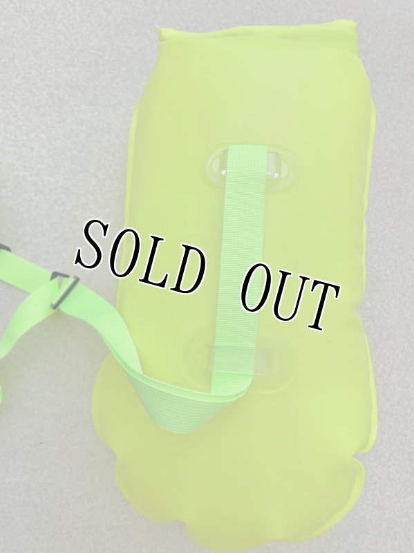 画像4: 米海兵隊隊実物 U.S. MARINES CORPS MCCS エマージェンシー   防水ダッフルバッグ  (4)