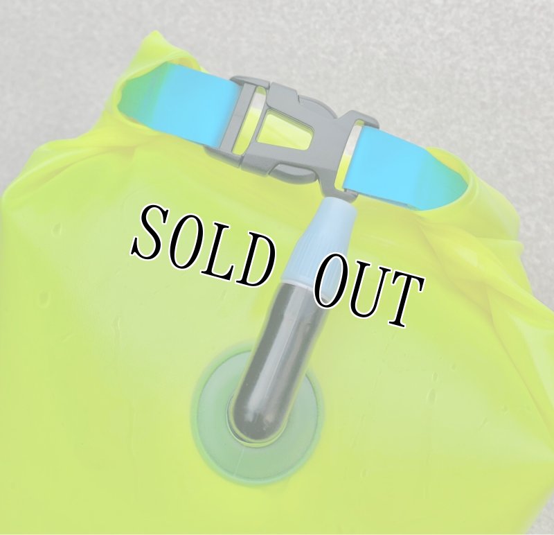 画像7: 米海兵隊隊実物 U.S. MARINES CORPS MCCS エマージェンシー   防水ダッフルバッグ  (7)