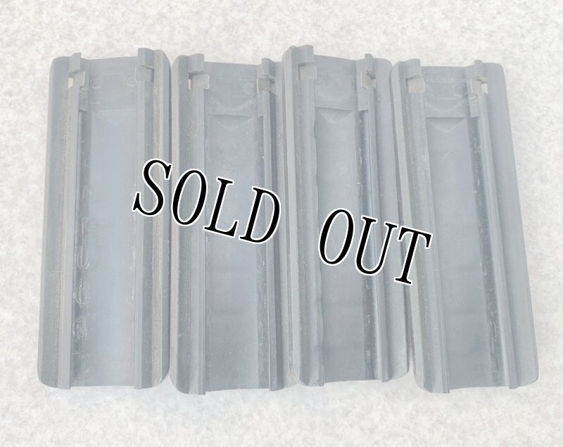 画像4: 米軍実物 KNIGHTS ARMAMENT レールカバー　4本セット (4)