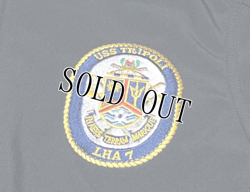 画像3: 米軍放出品 USS TRIOLI トリポリ LHA7 刺繍 ジャケット SMALL (3)