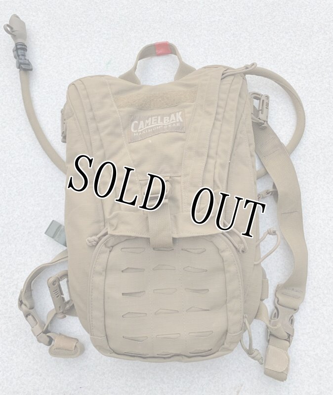 画像4: 米軍放出品 CAMELBAK キャメルバック   ハイドレーションバッグ AMBUSH(アンブッシュ)  (4)