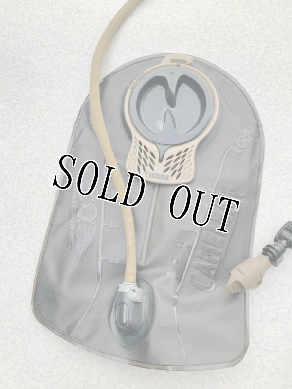 画像7: 米軍放出品 CAMELBAK キャメルバック   ハイドレーションバッグ AMBUSH(アンブッシュ)  (7)