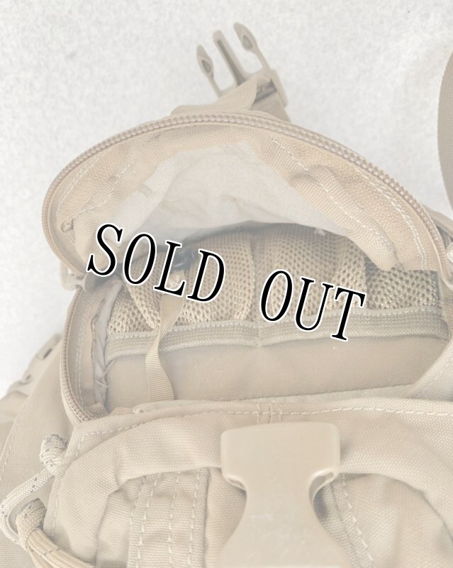 画像5: 米軍放出品 CAMELBAK キャメルバック   ハイドレーションバッグ AMBUSH(アンブッシュ)  (5)