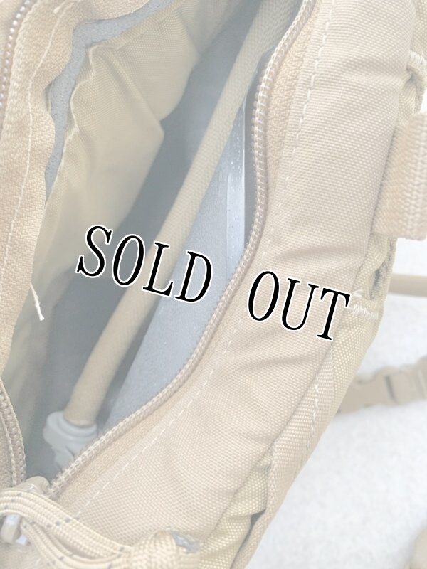 画像10: 米軍放出品 CAMELBAK キャメルバック   ハイドレーションバッグ AMBUSH(アンブッシュ)  (10)