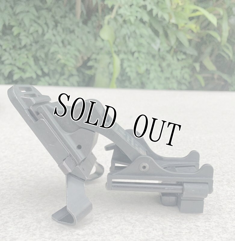 画像4: 米軍実物 PVS-7/PVS-14 ナイトビジョン マウントセット ACH/MICH/ECH  (4)