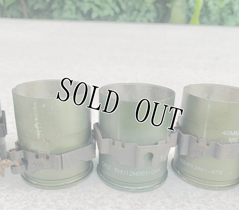 画像5: 米軍実物 40mmグレネード弾 8個セット リンク付 使用済 安全品 (5)