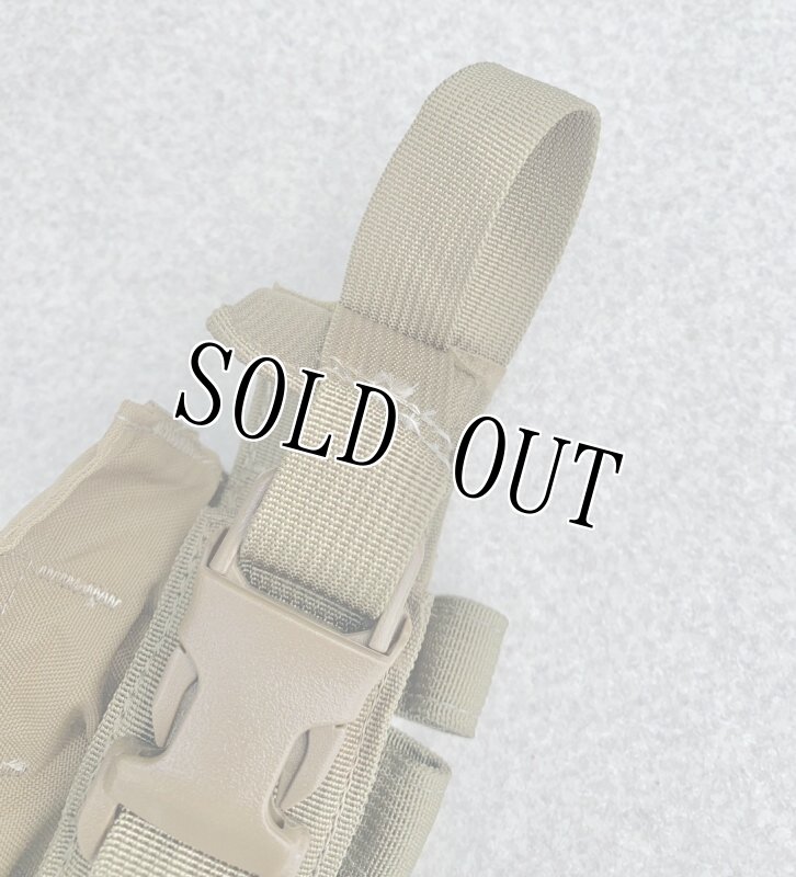 画像8: 米軍放出品 M320 WEAPON RETENTION CLAMP コヨーテ (8)