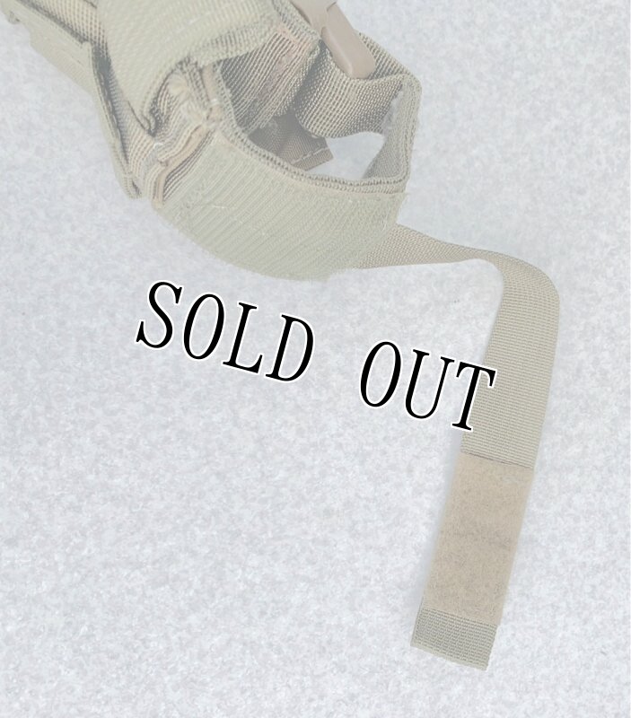 画像10: 米軍放出品 M320 WEAPON RETENTION CLAMP コヨーテ (10)