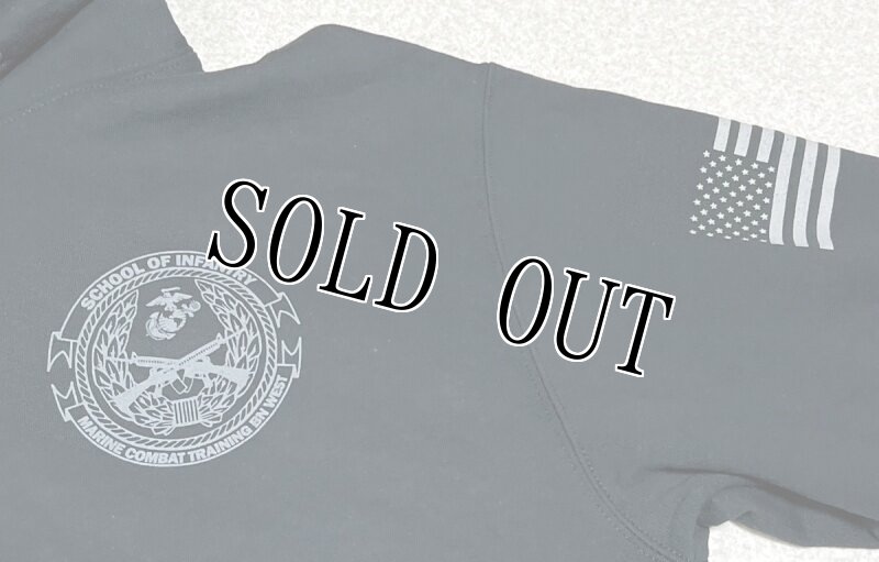 画像2: 米軍放出品 USMC SCHOOL OF INFANTRY スウェットパーカー LARGE (2)