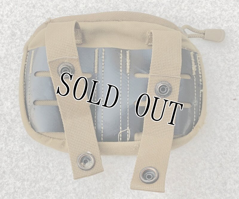 画像3: 米軍放出品 spec ops アドミンポーチ メディカル ワッペン付き コヨーテ (3)