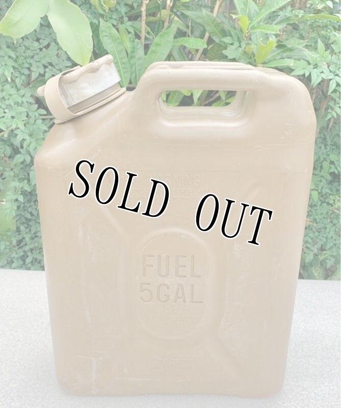 画像3: 米軍実物 SCEPTER CANADA US ジェリ缶 (プラスチック) (3)