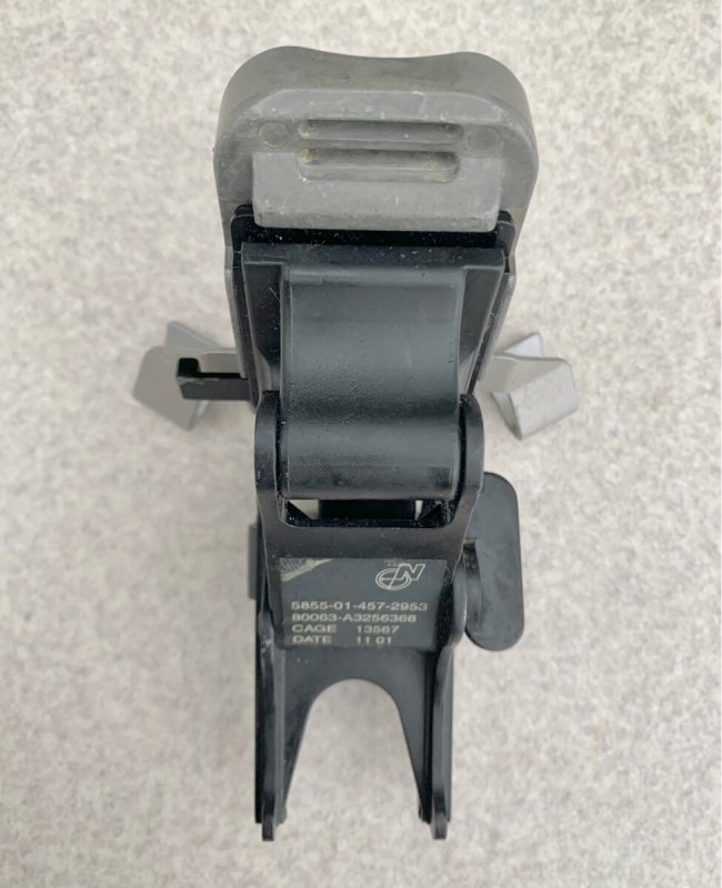 画像7: 米軍実物 PVS-7/PVS-14 ナイトビジョン マウントセット ACH/MICH/ECH  (7)