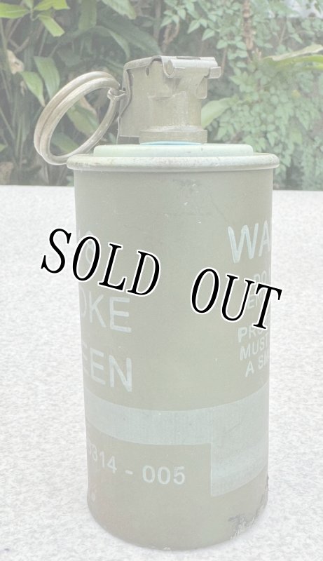 画像2: 米軍実物 M18 グリーン スモークハンドグレネード (2)