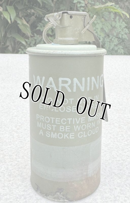 画像3: 米軍実物 M18 グリーン スモークハンドグレネード (3)