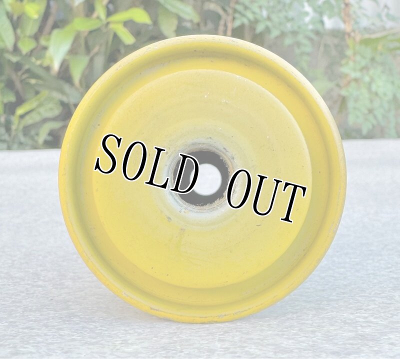 画像9: 米軍実物 M18 イエロー シグナル スモーク ハンド グレネード (9)