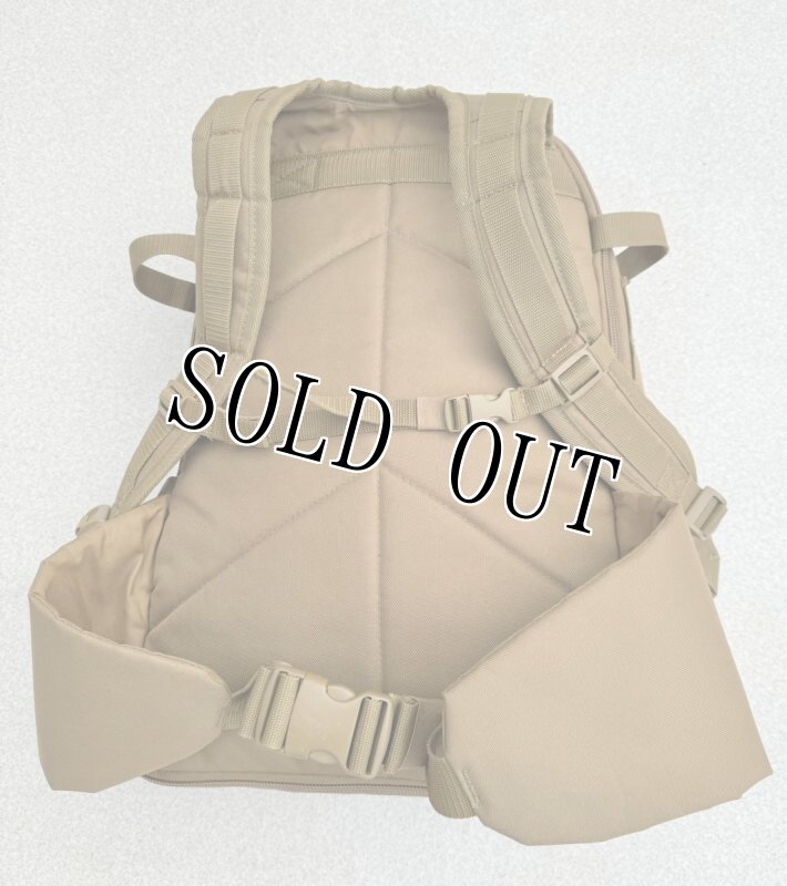 画像3: 米軍放出品 CODE ALPHA USMC 3DAY バックパック  コヨーテ (3)