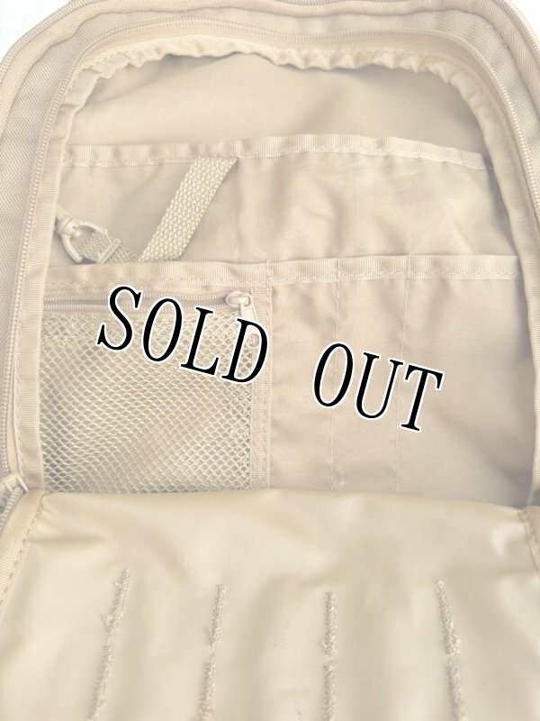 画像8: 米軍放出品 CODE ALPHA USMC 3DAY バックパック  コヨーテ (8)