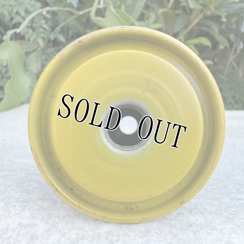 画像8: 米軍実物 M18 イエロー シグナル スモーク ハンド グレネード (8)