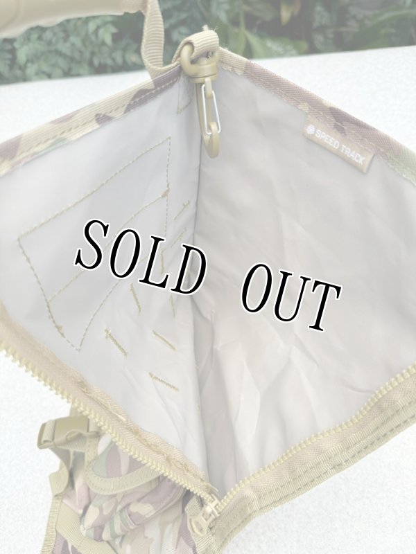 画像8: 米軍放出品 Tactical Christmas Stocking Deluxe Molle  (8)