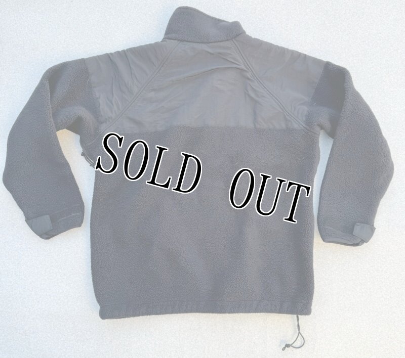 画像2: 米軍実物  USMC ポーラテックフリース ブラック MEDIUM (2)