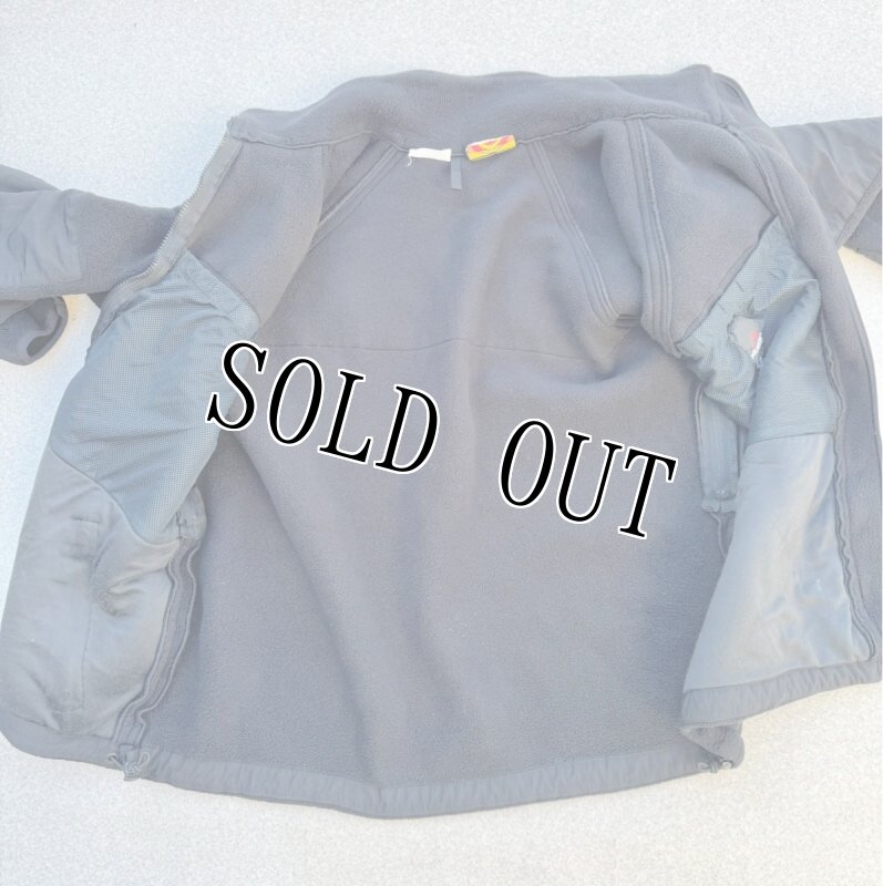 画像4: 米軍実物  USMC　ポーラテックフリース　ブラック　MEDIUM (4)