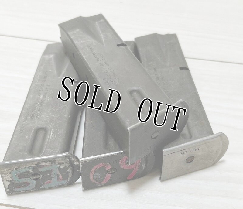 画像2: 米軍実物　9mm ベレッタ 　マガジン (2)