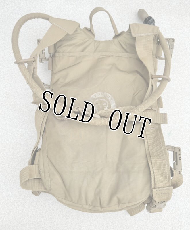 画像3: 米軍放出品 CAMELBAK キャメルバック   ハイドレーションバッグ AMBUSH(アンブッシュ)  (3)