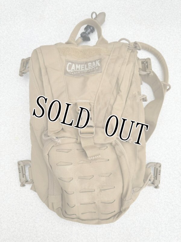 画像2: 米軍放出品 CAMELBAK キャメルバック   ハイドレーションバッグ AMBUSH(アンブッシュ)  (2)