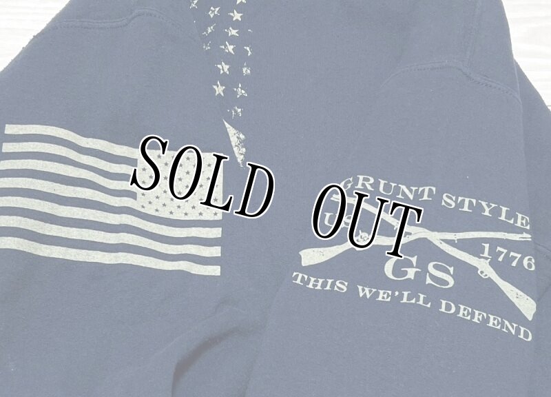 画像2: 米軍放出品 GRUNT STYLE スウェットパーカー MEDIUM (2)
